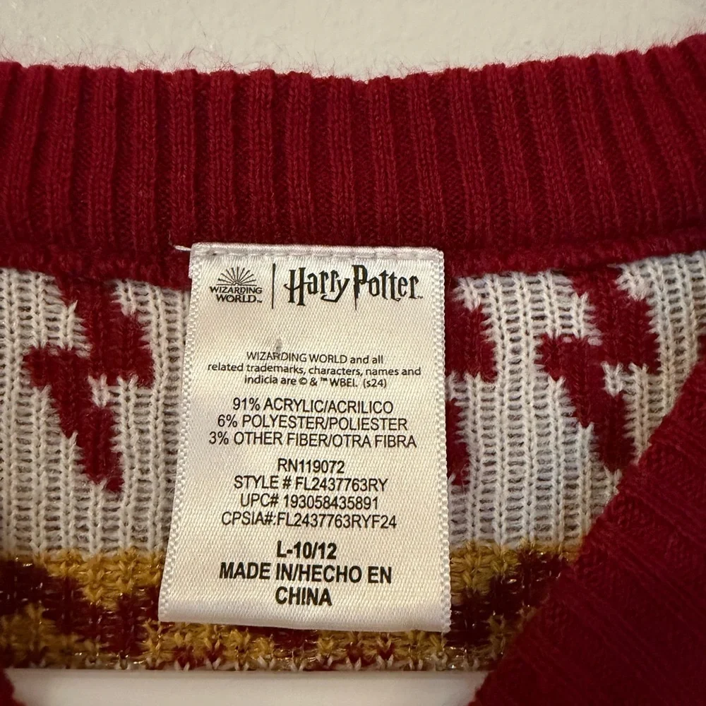 Kids Harry Potter Hogwarts Red Knit Sweater Gold Yellow White Sz Youth S/M 17.5” - Picture 3 of 5